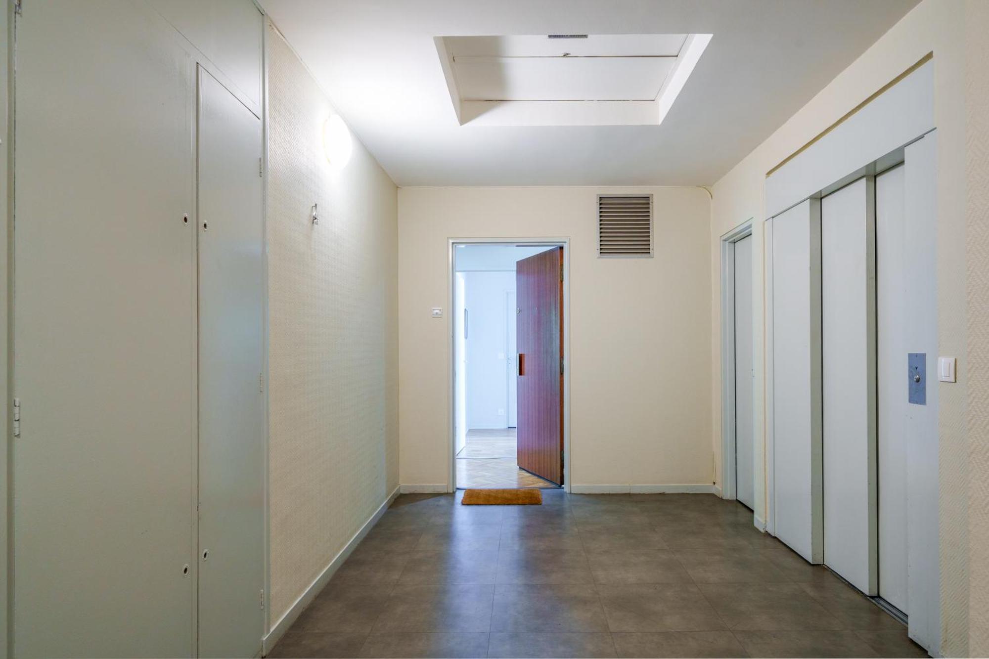 Appartement Tours Centre Avec Parking 4 P Exterior foto